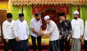 Ulama temui gubernur dan wagub Aceh, ini yang dibahasnya