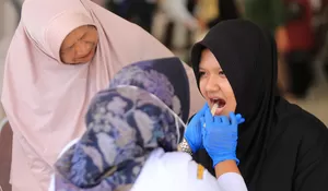 Siswa baru Sekolah Rakyat cek kesehatan