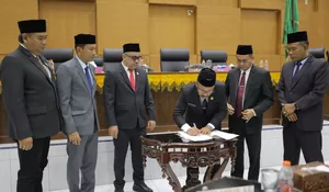 DPRK Pidie sahkan pertanggungjawaban APBK 2025