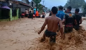 Banjir bandang terjang empat kecamatan Tapanuli Tengah, waspada susuluan 