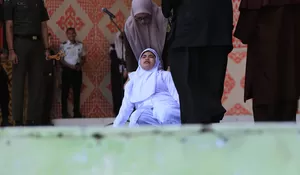 Mesum saat live tiktok, terpidana dihukum cambuk di Aceh