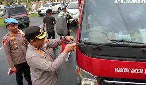 Kapolres Aceh Barat turun ke jalan, ada apa?