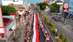 Kirab bendera merah putih sambut HUT RI di Lhokseumawe