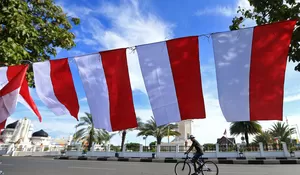 Omset penjualan bendera menurun