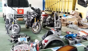Selundupkan Moge dan suku cadang dari Thailand, ditangkap di jalan tol