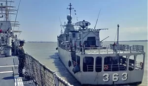 TNI AL kerahkan kapal perang evakuasi korban kekabaran KM Mutiara Sentosa 2