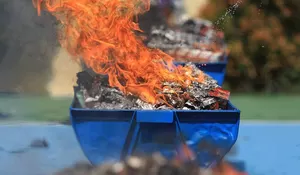 Pemusnahan rokok impor ilegal