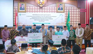 Kemenag serahkan bantuan pemulihan bencana tahap 2  Sumut-Aceh Rp16,49 Miliar