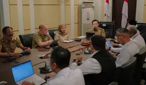 Sekdaprov Marindo Kurniawan Pimpin Rakor Lintas Sektor bersama Wali Kota