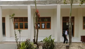Proyek Rehab SMPN 1 Pardasuka Pringsewu Rp450 Juta Diduga Terbengkalai
