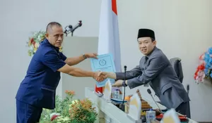 Sekdaprov Marindo Hadiri Rapat Paripurna DPRD Tahun 2026