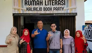 Plt. Bupati Lampung Tengah Kunjungi Rumah Literasi Kalirejo