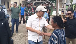 Wakil Bupati Bulukumba Tinjau Kampung Arjuna Pemain Timnas U-23 yang Diterjang Puting Beliung