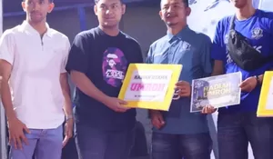 Doa Menembus Langit, Juara Turnamen Domino Harum Lestari Cup I Raih Hadiah Umrah Dipersembahkan untuk Orang Tua