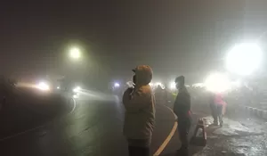 Polisi Imbau Warga Tak Meneduh Sembarangan di Puncak Bogor Saat Cuaca Ekstrem