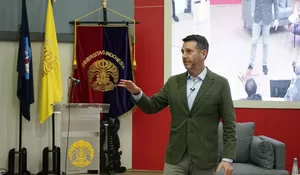 Pemimpin Kolaboratif ala David Plouffe