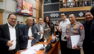 Adies Minta Kapolri Buat Sistem Penanganan 'Bule' yang Membuat Onar