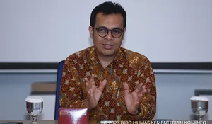 Tata Kelola Pemanfaatna AI Melalui UU ITE dan PP PSTE