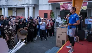 Serahkan Bantuan Pemerintah, Menparekraf Juga Serap Aspirasi Pelaku UMKM Batam