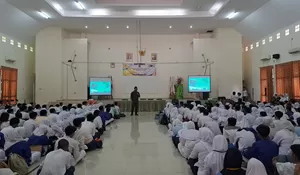 SMAN 31 Jakarta Belajar Cara Hadapi Risiko Bencana Alam di Acara MPLS