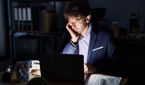 Sering Begadang? Ini 4 Dampak Buruk Untuk Tubuhmu