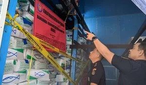 Sebanyak 4 Ton Ikan Impor Asal Tiongkok di Banjarmasin Disegel