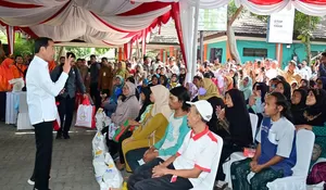 Keluarga Penerima Manfaat Terima Bantuan Beras Langsung Tiga Bulan