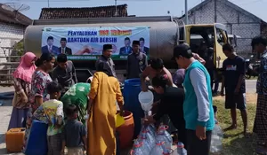 Krisis Air, Kemenag Rembang Salurkan 100 Tanki Air Bersih di Sejumlah Desa