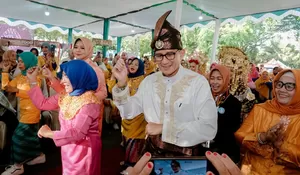 Lestarikan Budaya Melayu, Sandiaga Uno Janjikan Parade Bertanjak Pontianak Jadi Agenda Nasional