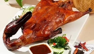 Bebek Peking: Kelezatan Dapur Tiongkok