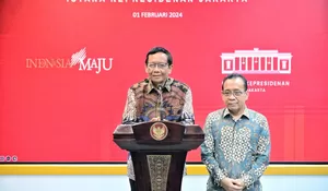 Serahkan Surat Pengunduran Diri, Mahfud MD Minta Maaf ke Jokowi
