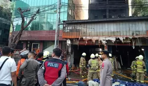 Kronologi Kebakaran Toko Bingkai Mampang Jaksel, 7 Orang Tewas