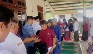 Tancap Gas, Awal Tahun PKK RT 07/12 Kayuringin Jaya Gelar Santunan Yatim Piatu