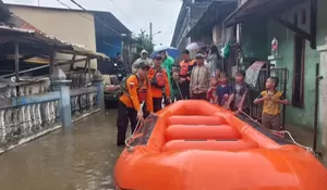 Banjir Rendam Sejumlah Perumahan di Kota Bekasi