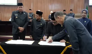Sinergi Eksekutif dan Legislatif: DPRD Kota Bekasi Sahkan Raperda Penyertaan Modal BUMD dalam Rapat Paripurna