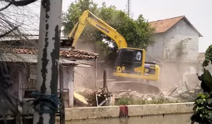 Nekat Langgar Tata Ruang, 72 Bangunan di Bekasi Timur Diratakan