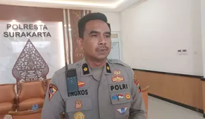 Flare Sempat Ganggu Laga Persis vs Persita, Polisi Akui Jadi Bahan Evaluasi