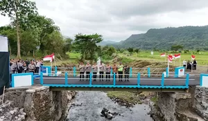 Kapolri Resmikan 19 Jembatan Merah Putih Presisi di Jateng, Akses Desa Kian Terhubung