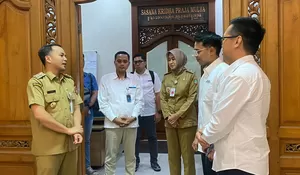 Wali Kota Solo Pastikan Ketersediaan dan Stabilitas Harga Bahan Pokok Jelang Lebaran 2026