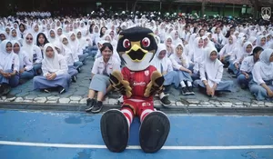 Persis Goes to School Sambangi SMAN Colomadu, Pemain Berbaur dan Seru-seruan dengan Pelajar