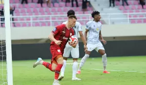 Babak Pertama Panas! Penalti Paparyha Sempat Gagal, Persis vs Madura United Masih Imbang 1-1
