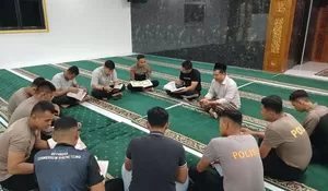 Isi Ramadan, Polresta Surakarta Gelar Tadarus Al Qur’an di Masjid Al Jihad