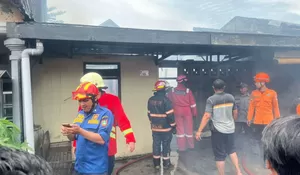 Kebakaran Gudang Frozen Food di Banjarsari Solo, 10 Freezer Ludes Terbakar