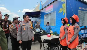Kapolda Jateng Cek Pos Terpadu Exit Tol Prambanan, Pastikan Kesiapan Pengamanan Mudik Lebaran