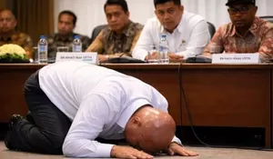 Bupati Nias Utara Bersujud di Forum Nasional: Kami Sudah Capek Miskin! 157 Titik Tanpa Listrik, 42 Blank Spot Internet