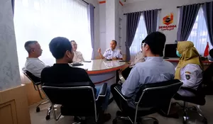 Respati Ardi Kawal Kepulangan Jemaah Umrah Solo di Tengah Konflik Timur Tengah