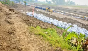 Tanggul Sungai Tuntang Retak, Pemprov Jateng Desak BBWS Pemali Juana Percepat Perbaikan