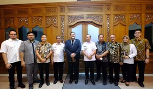 Wali Kota Respati Ardi Bahas Kerja Sama Ekonomi dan Sister City dengan Dubes Iran