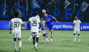 Klasemen Super League Terbaru Usai Persib Ditahan Arema: Persaingan Puncak Makin Sengit, Persis Solo Masih Degdegan