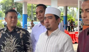 Ustaz Solmed Laporkan Lebih dari 10 Akun Medsos ke Polda Metro Jaya Terkait Hoaks
